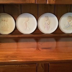 Precious Moments plate set